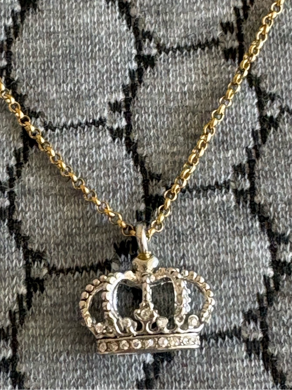 ORIGINAL VINTAGE JUICY COUTURE CROWN NECKLACE VERY GOOD CONDITION